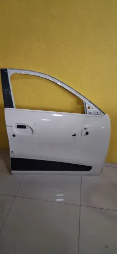 PORTA KWID D.D 23/24