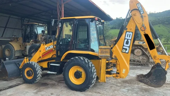 Retro JCB modelo 3CX ano 2021