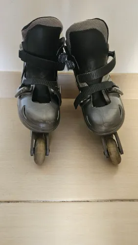 PATINS IN LINE CINZA TAM. 39-42 (RETIRADA NA TIJUCA OU ENVIO PELA OLX)