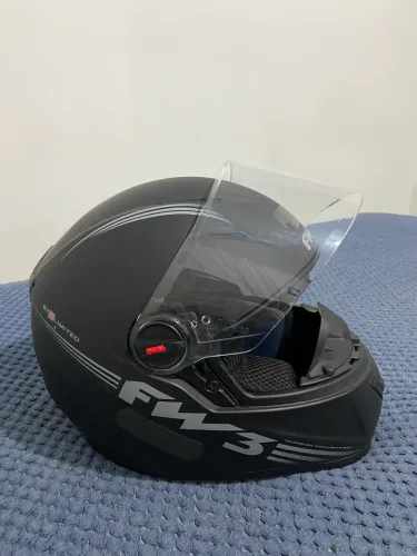 Capacete FW3 com intercomunicador 