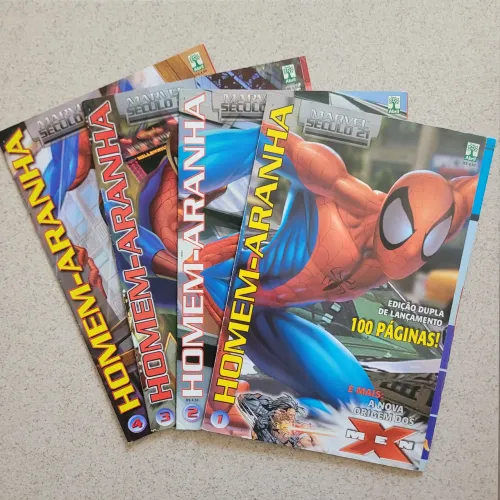 Lote com 4 HQs Homem-Aranha da Coleção Marvel Século 21 - 2001