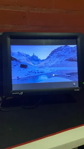 monitor touch scree