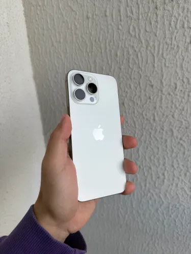 iPhone 15 Pro Max Impecável 