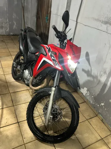 Troco por PCX 2021