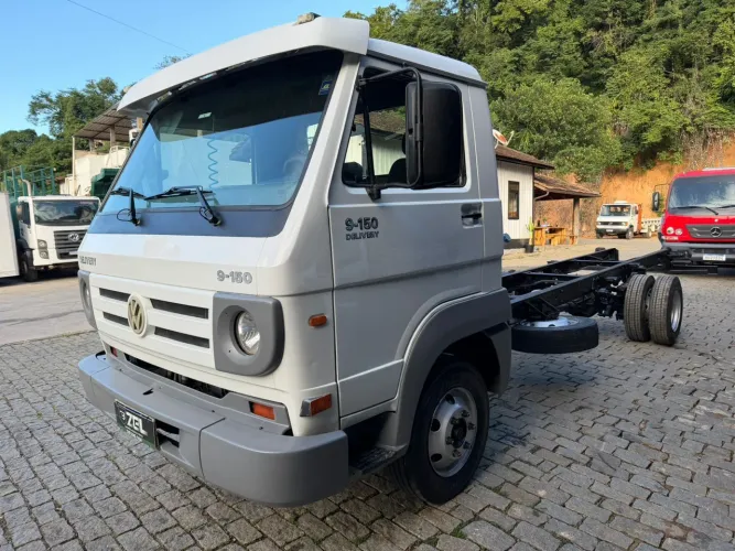 VOLKSWAGEN/9-150 E DELIVERY