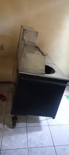 Vendo esse carrinho em bom estado