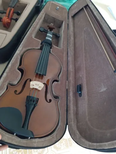 Baixou!!! Promoção Violino pouco usado Baixei o valor!!! 