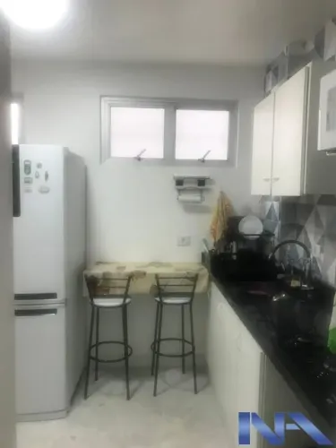 OTIMA LOCALIZAÇÃO, AMPLO APARTAMENTO, COM AREA DE LAZER, BICICLETARIO