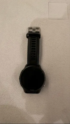 Vendo Garmin Forerunner 955 com cabo de carregar. Otimo estado
