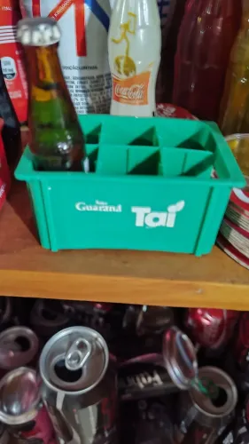 Antiguidade: Mini Engradado Guaraná Tai + 1 Mini Garrafa - Brinde Anos 80/90"