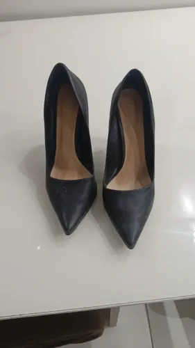 Sapato tamanho 37