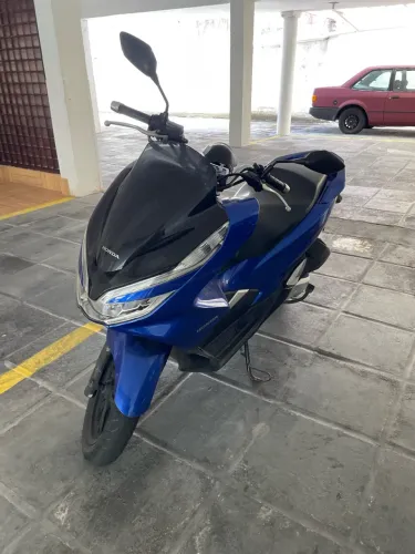 Pcx 2022 DLX super conservada