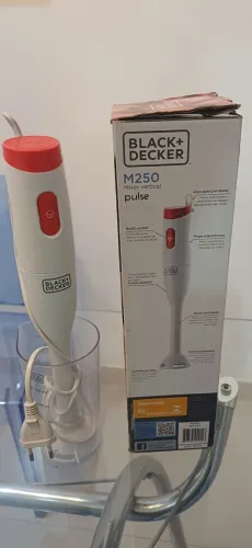 Mixer muito útil ! Vamos com copo medidor! Vendendo para pagar minha Faculdad 