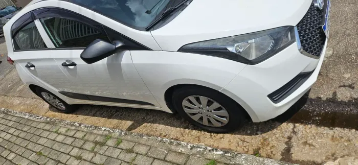 Hyundai HB20 Unique 1.0 Flex 12V Mec. 2019