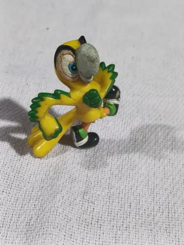 Boneco promocional Petrobras arara juba