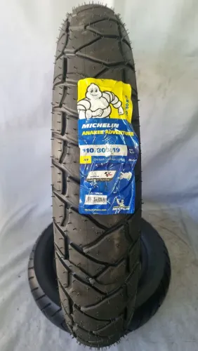 Pneu dianteiro michelin anakee adventure 110/80 19 NOVO