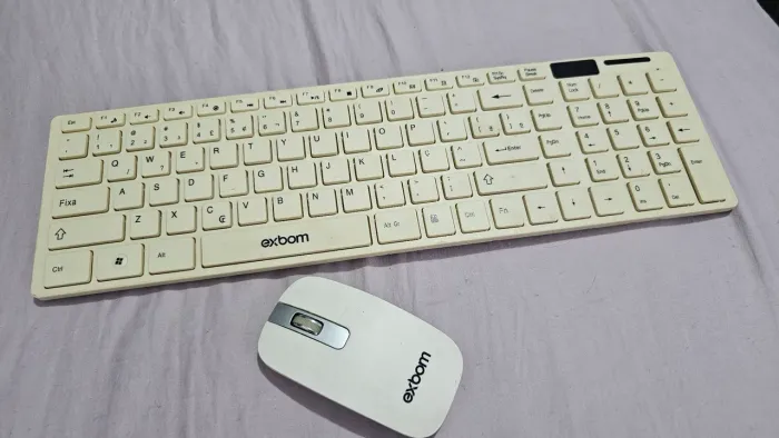 Teclado e mouse sem fio