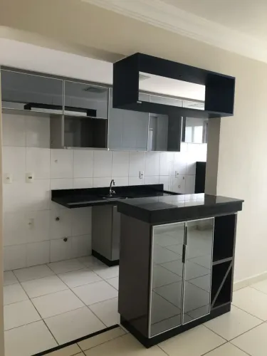 Vendo maravilhoso apto de 2 qtos com suite no Condominio Borges Landeiro Tropocale