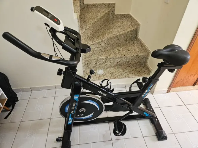 Bicicleta Ergométrica spinning EAST tech roda 13kg