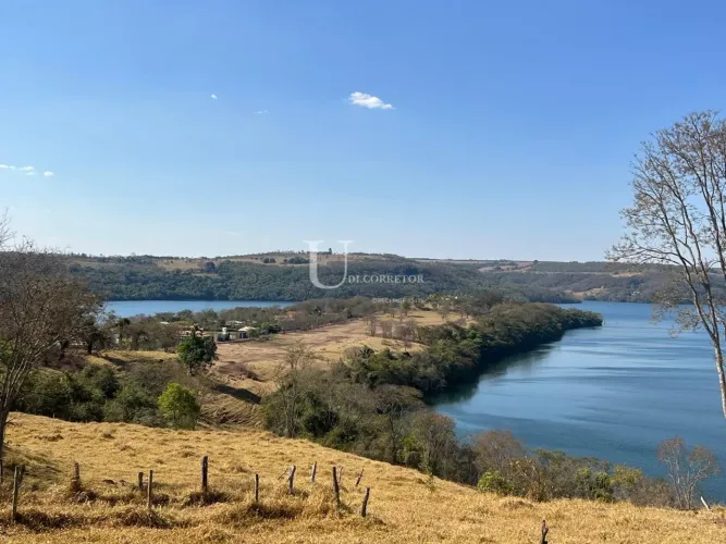 Península de Miranda - Terreno 2000 metros - 30km de Uberlandia - 2165Udi