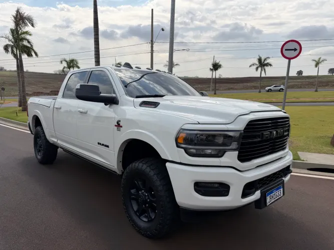 Ram 2500 Laram. 6.7 Night ED. TB CD 4X4 DIE 2022
