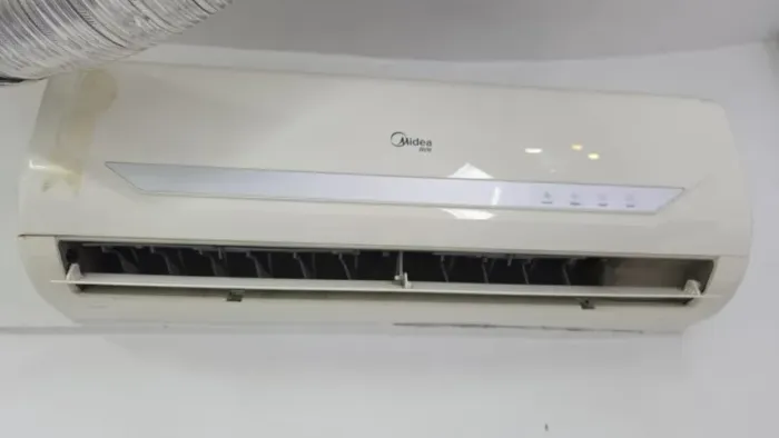 AR CONDICIONADO 18 MIL BTUS - MIDEA