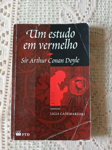 estudo em vermelho e negro