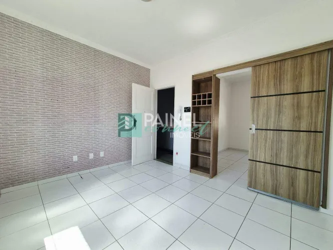 Apartamento de 2 dormitorios para locação no Bairro Embaré em Santos