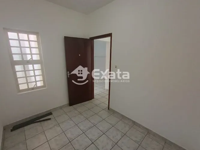 Casa para locação - Vila Hortência.