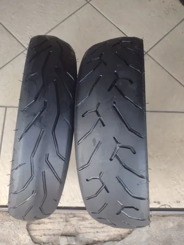 Vendo par de pneus traseiro 130/80-17 dianteiro 100/70-17 Pirelli diablo Rosso