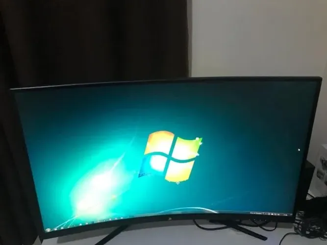 Monitor gaming KBM