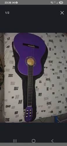 Vendo violáo semi novo