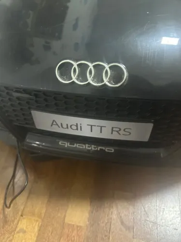 Carrinho Infantil Audi TT RS