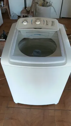 Vendo máquina de 13kg Electrolux