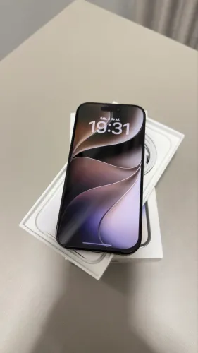 iPhone 16 pro Preto 128 gigas