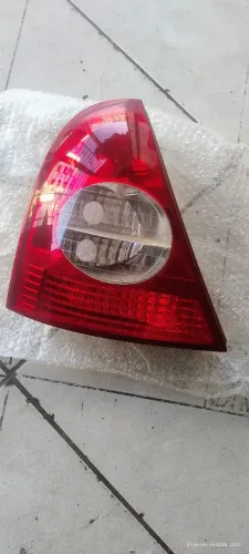 Lanterna traseira clio 2011 ( Lado esquerdo / Lado do motorista )