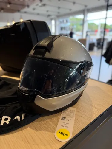 Capacete BMW System 7 Carbon tamanho 60