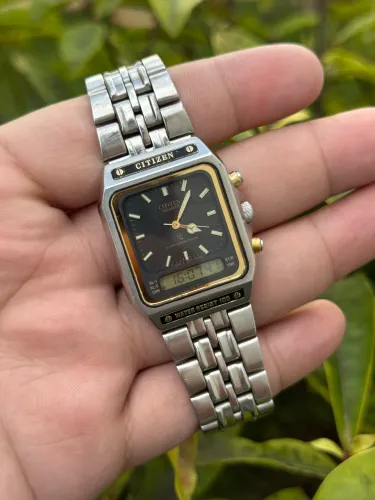 Relógio Citizen Ana-Digi Tank Quartz