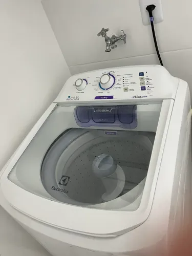 Máquina de lavar Eletrolux 10,5 kg