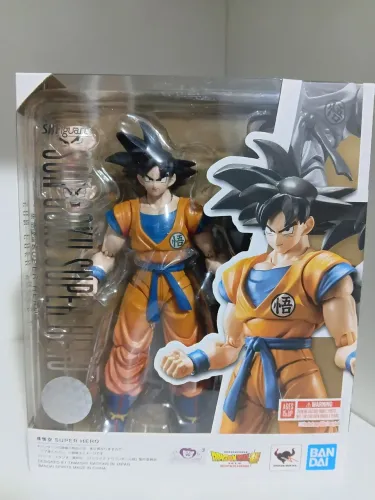 Goku SH Figuarts Broly Movie