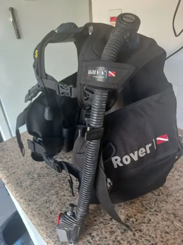 COLETE EQUILIBRADOR BC, PARA MERGULHO , ROVER MARESUSADO APENAS DUAS VEZES.TAMANHO S