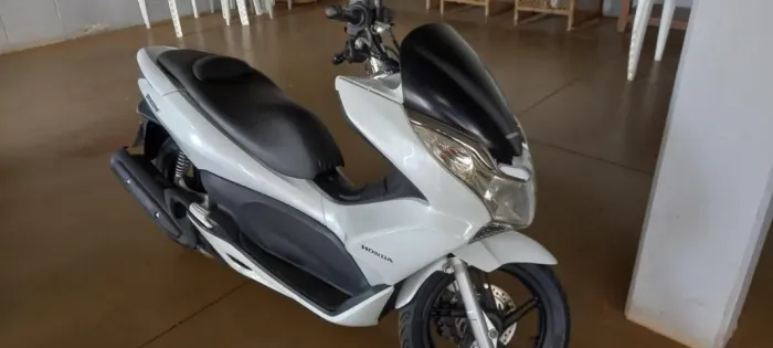 VENDO  Honda PCX 150 ano 2013/2014 