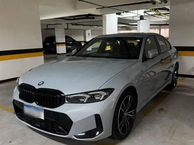 BMW 330E M Sport 2.0 Turbo Híbrido AU 2024