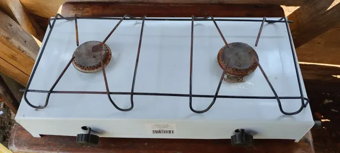 Vendo fogão de duas bocas