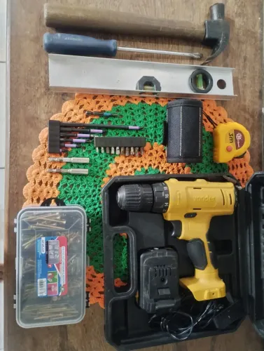 Materiais De Montagem De Móveis a Venda