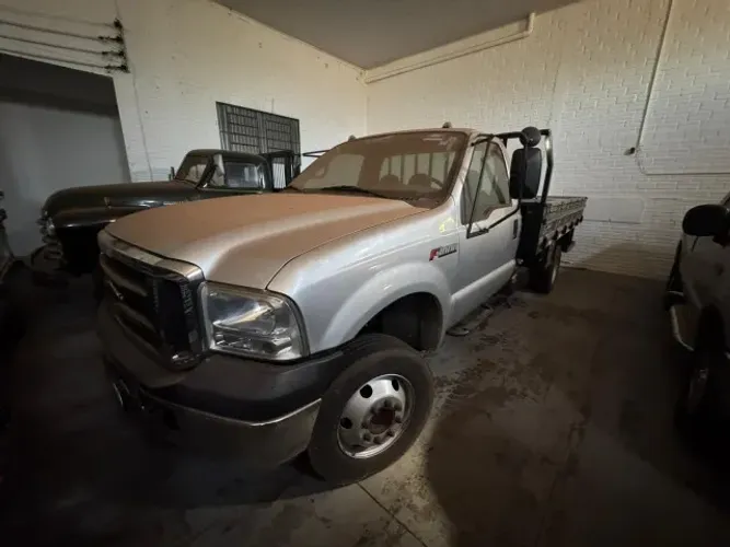 Ford F4000 2016 4x4 60.000 Km Raridade