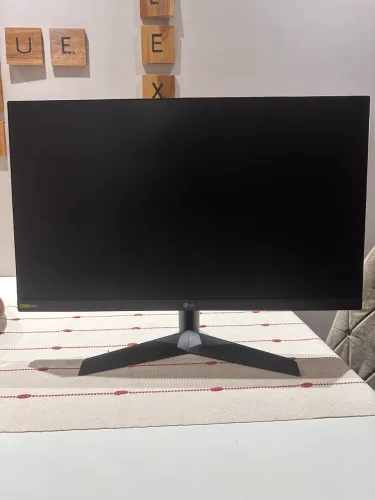 Monitor Gamer/ PAINEL IPS/ 180hz