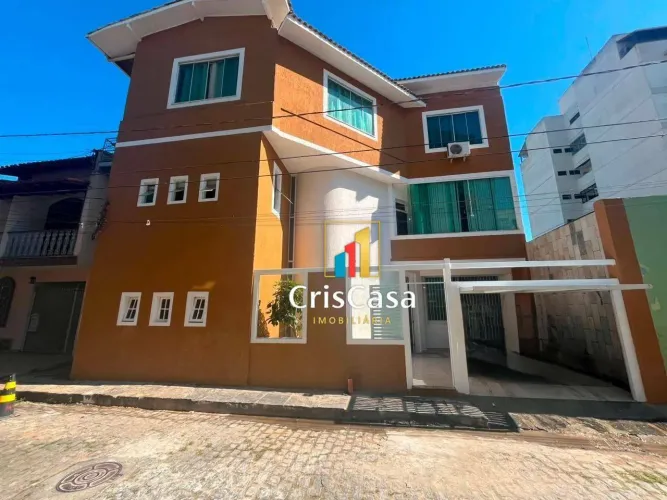 Casa com 5 dormitórios para alugar, 200 m² por R$ 5.288,58/mês - Centro - Macaé/RJ