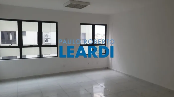 COMERCIAL - TRINDADE - SC