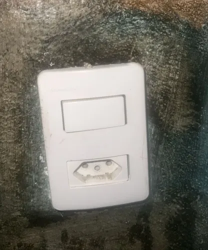 ? VINICIUS ELETRICISTA | SERVIÇOS ELÉTRICOS